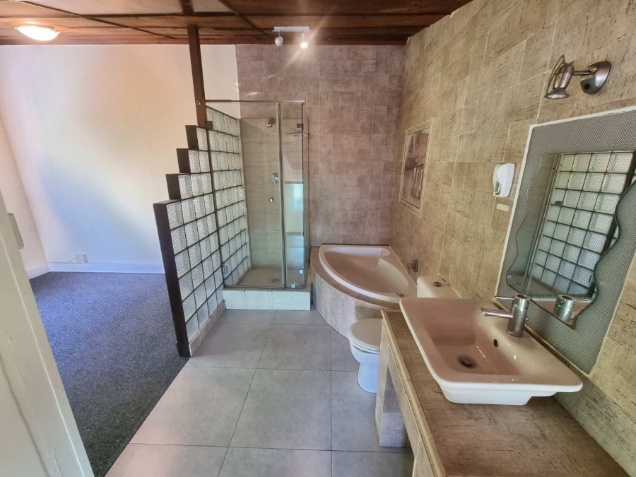 To Let 3 Bedroom Property for Rent in Flamingo Vlei Western Cape